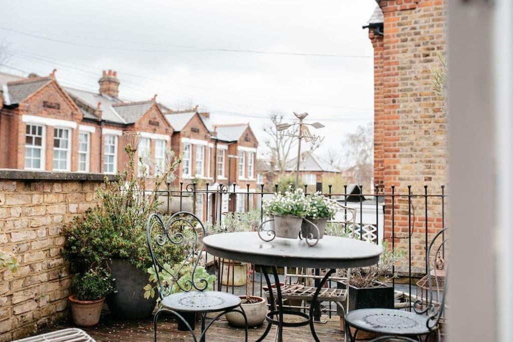 3 Bedroom House In Kew Gardens Richmond  Exterior photo